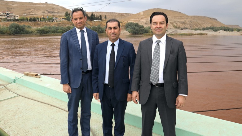 US Deputy Chief of Mission Gregory D. LoGerfo recently met with Faysh Khabur border director Shawkat Barbuhari. (Photo: US Consulate General Erbil)